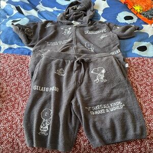 Gelato Pique Peanuts Snoopy pajama top and bottom set